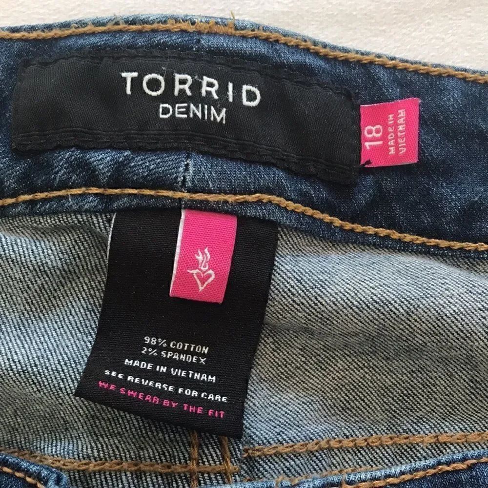 Torrid Patch Denim Jeans - Picture 6 of 11
